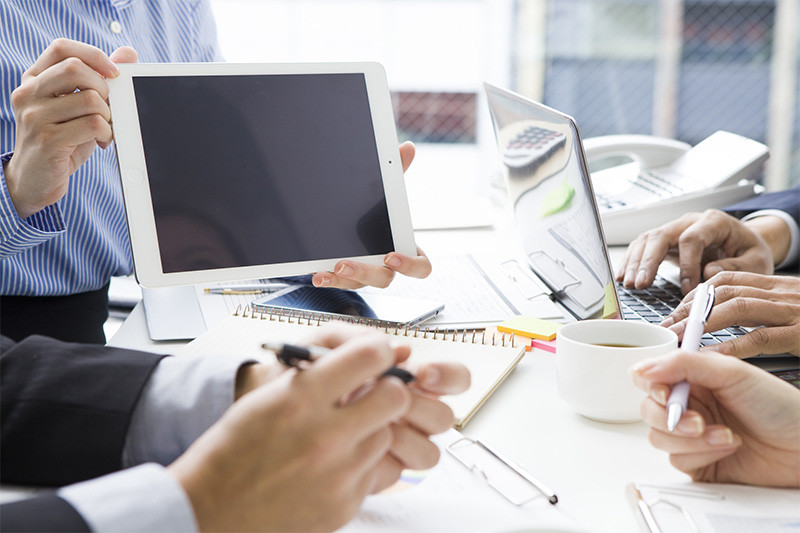 タブレットを用いたミーティング