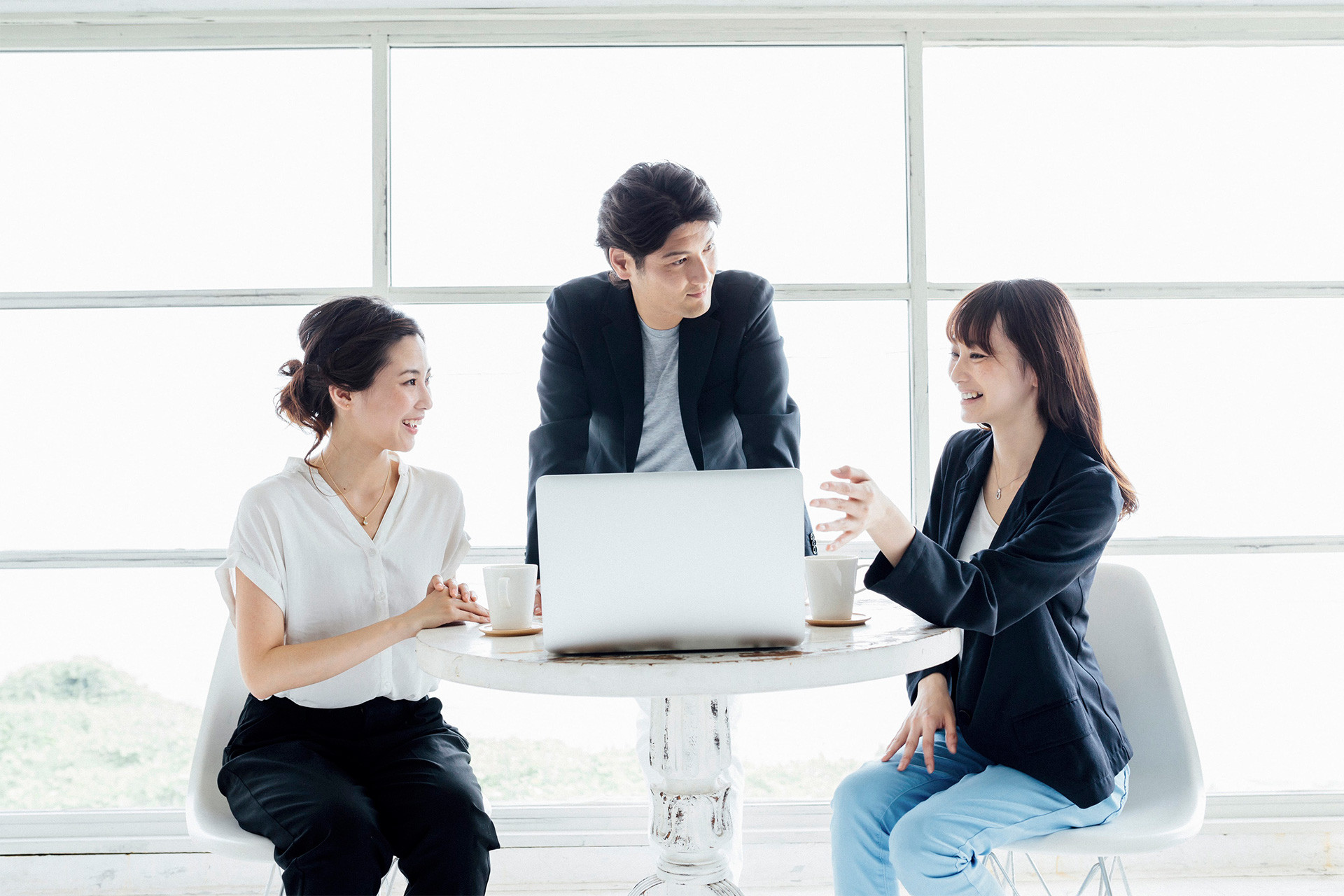 株式会社日本エルフ